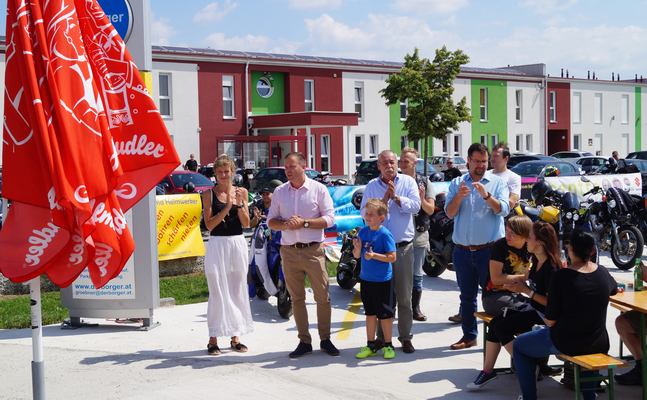 Nadja Orlet, gf. Bezirksparteiobmann Thomas Rupp, LAbg. Erich Königsberger und Generalsekretär NAbg. Christian Hafenecker, MA