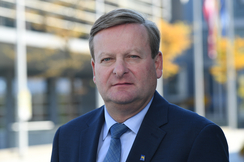 Landesrat Gottfried Waldhäusl stellt klar, dass bei Übergriffen auf Landsleute jedes Recht auf Aufenthalt verwirkt wird