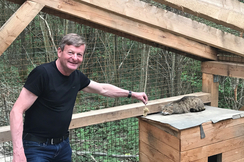 Landesrat Waldhäusl besuchte das neue Wildkatzengehege im Tierpark Buchenberg 