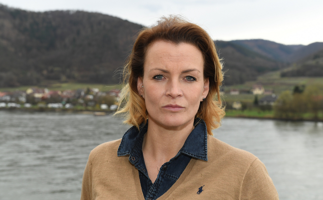 FPÖ-Umweltsprecherin Ina Aigner zeigt sich besorgt über den Betrieb von Schrottreaktoren