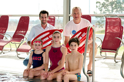  Foto: Viktoria Schmoll, LH-Stellvertreter Udo Landbauer, Emilia Geresics, Bendegúz Geresics, Testimonial Toni Pfeffer | © NLK Pfeiffer